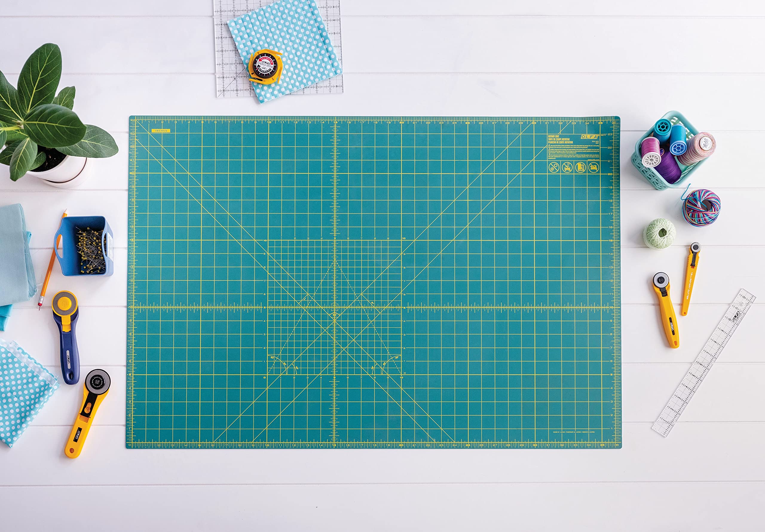 OLFA 24x36" Self-Healing Rotary Cutting Mat (RM-MG) - Double-Sided, Green - Image 3